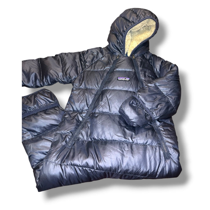 Size 18-24 month Boys Patagonia Navy Bunting w/ sherpa-lined hood