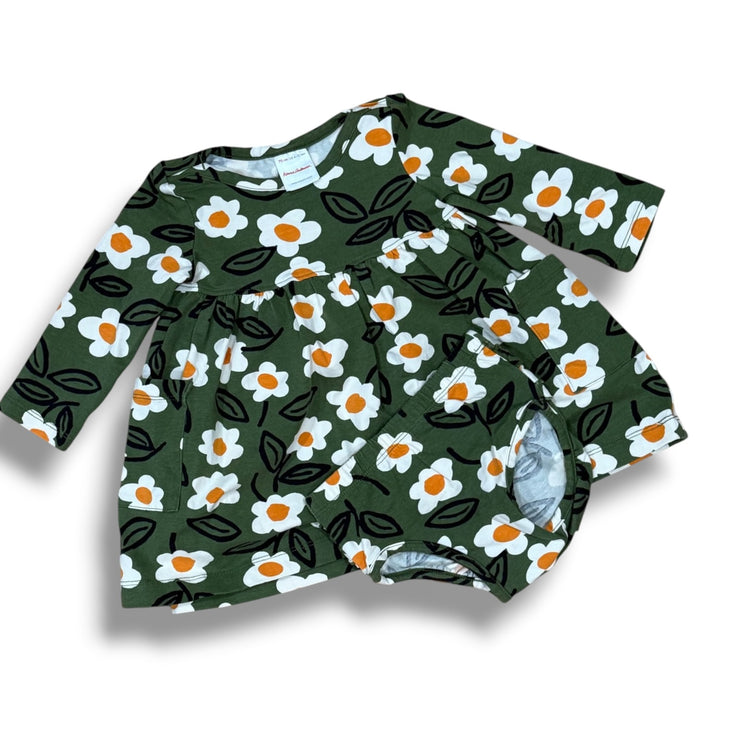 6-12 month Hanna Anderson green daisy dress with pockets and bloomer and ruffle on the butt