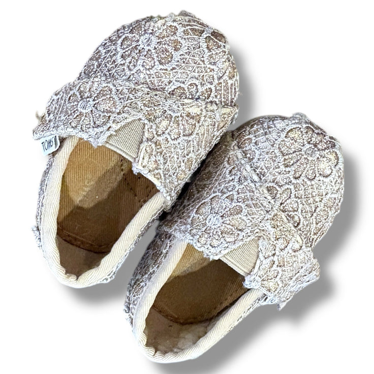 Size 2 infant Toms gold floral slip on velcro shoes Default Title / 2 / -