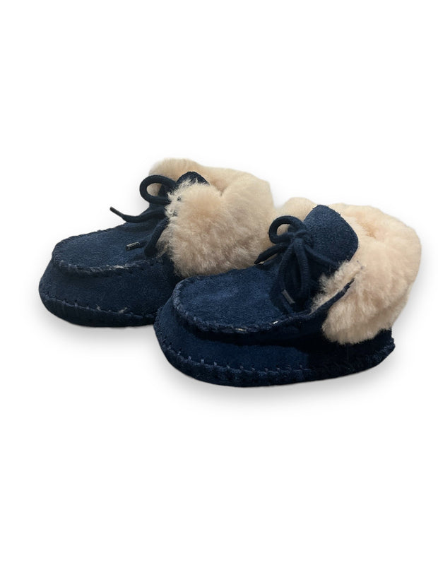 Size 0/1 infant UGG navy lined moccasin booties Default Title / 0-1 / -