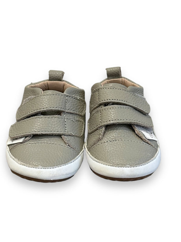 Size 3 Infant Little Love Bug grey leather velcro sneakers Default Title / 3 / -