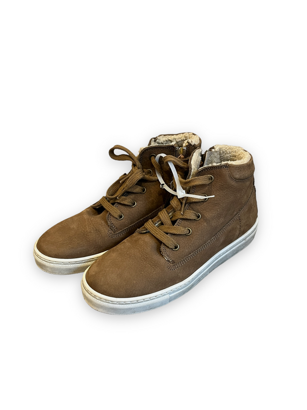 Size 5 Pepouelli brown Sherpa lined boots Default Title / 5 / Boy
