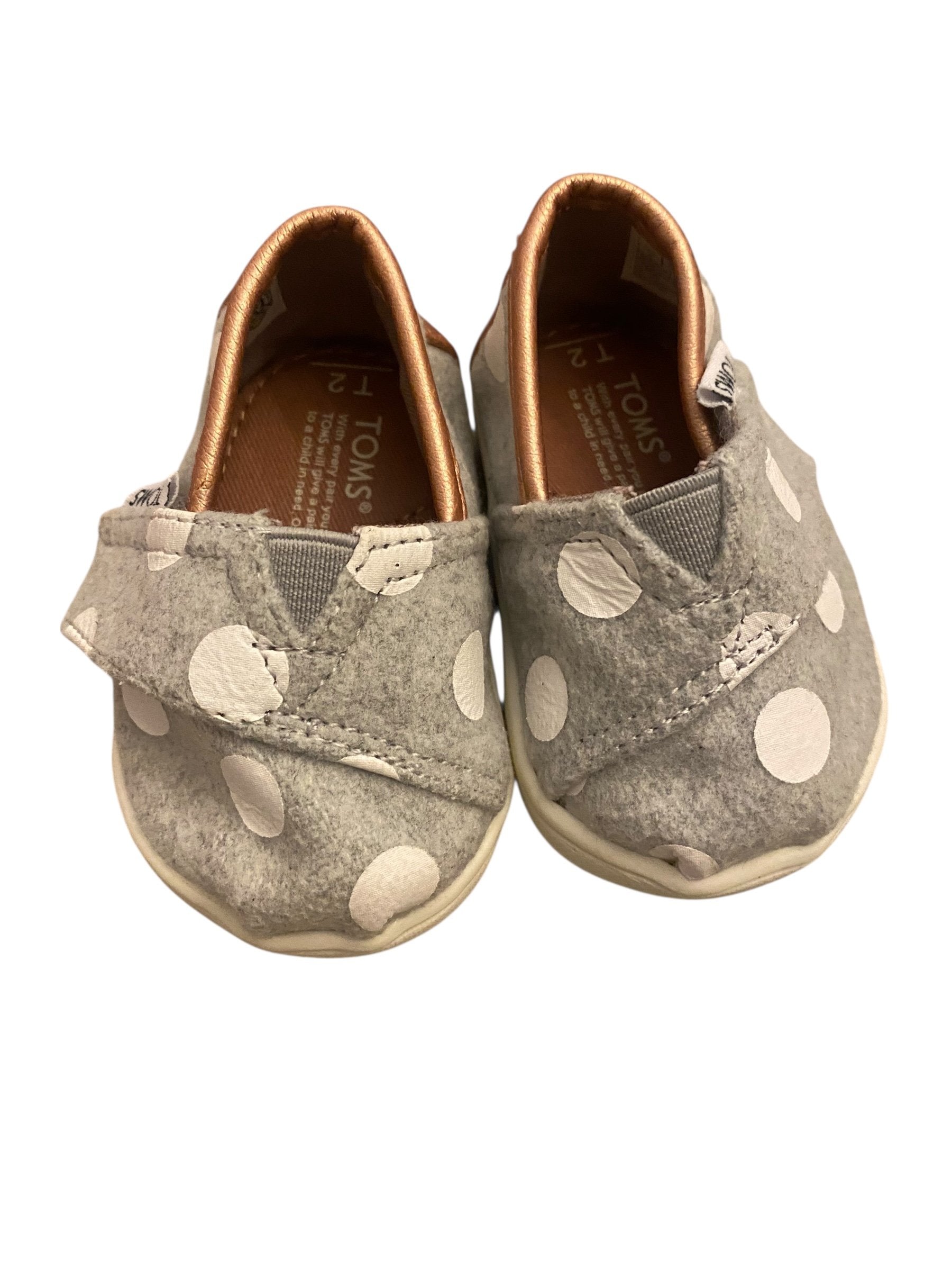 Size 2 Toms gray and rose gold polka dot sneakers Default Title / 2 / -