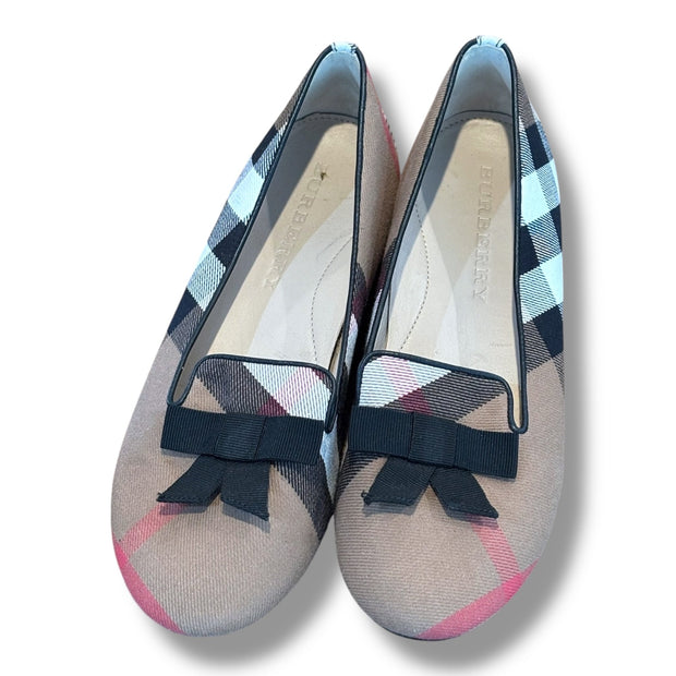Size girls 3.5 Burberry flats w/ black grosgrain bows Default Title / 3.5 / Girl