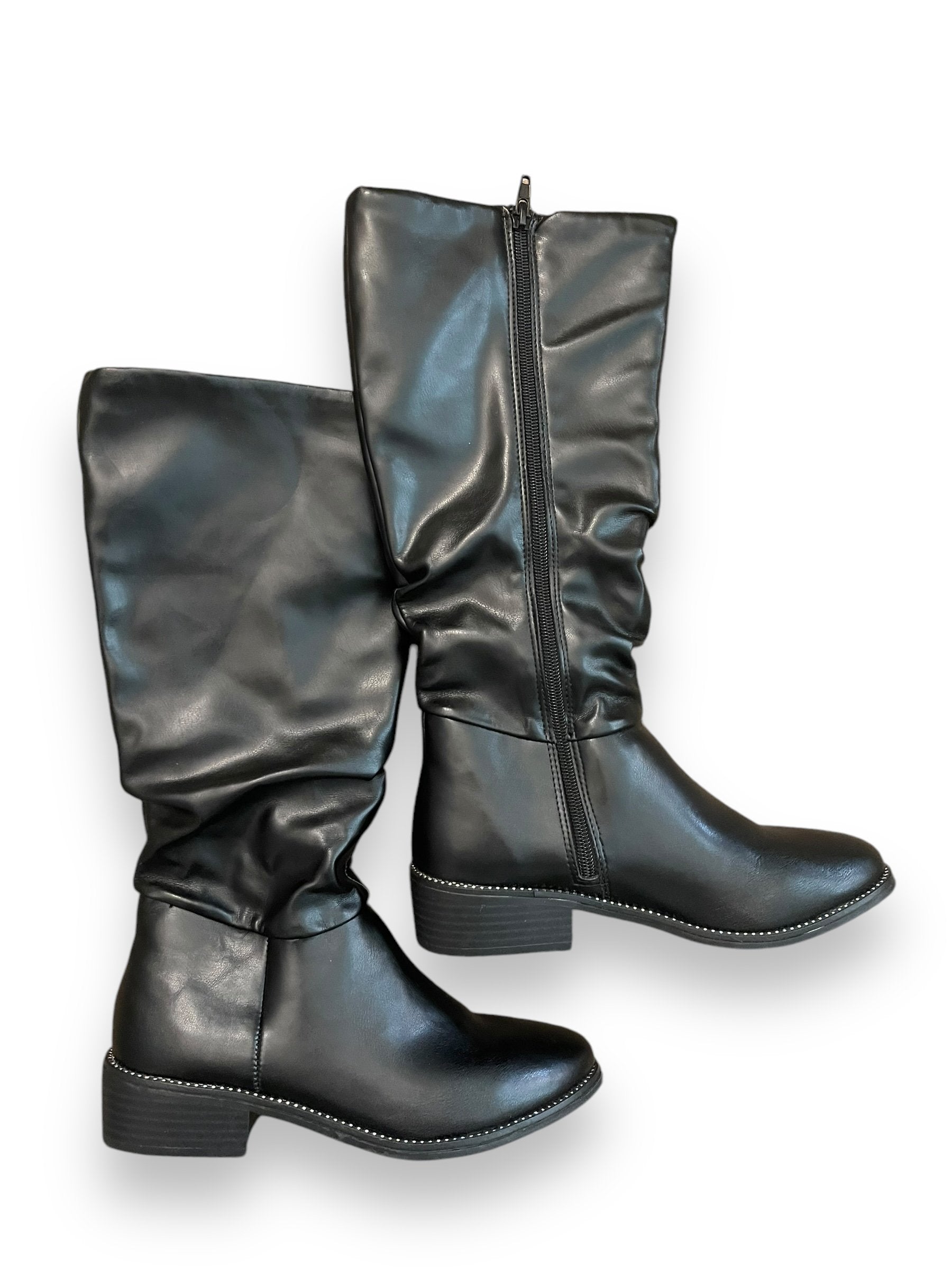 Size 4 Steve Madden black boots, NEW Default Title / 4 / Girl