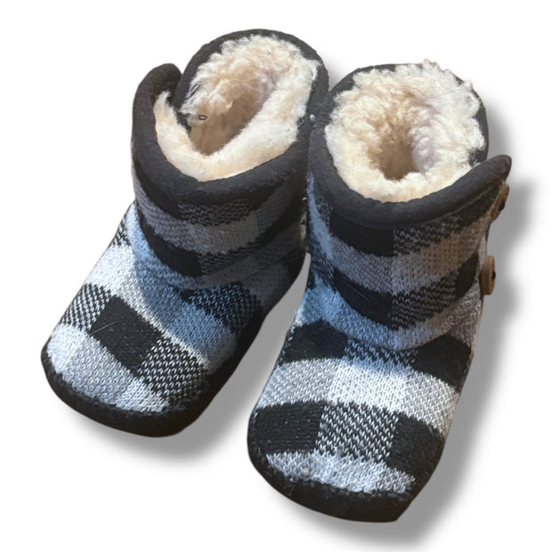 Size Infant 0/1 Ugg boots - black/white gingham w/ brown faux buttons, Velcro sides Default Title / Infant / -