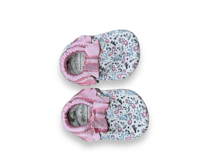 size 4 Freshly Picked hard sole Harry Potter shoes in pink trim with bunnies Default Title / 4 / -
