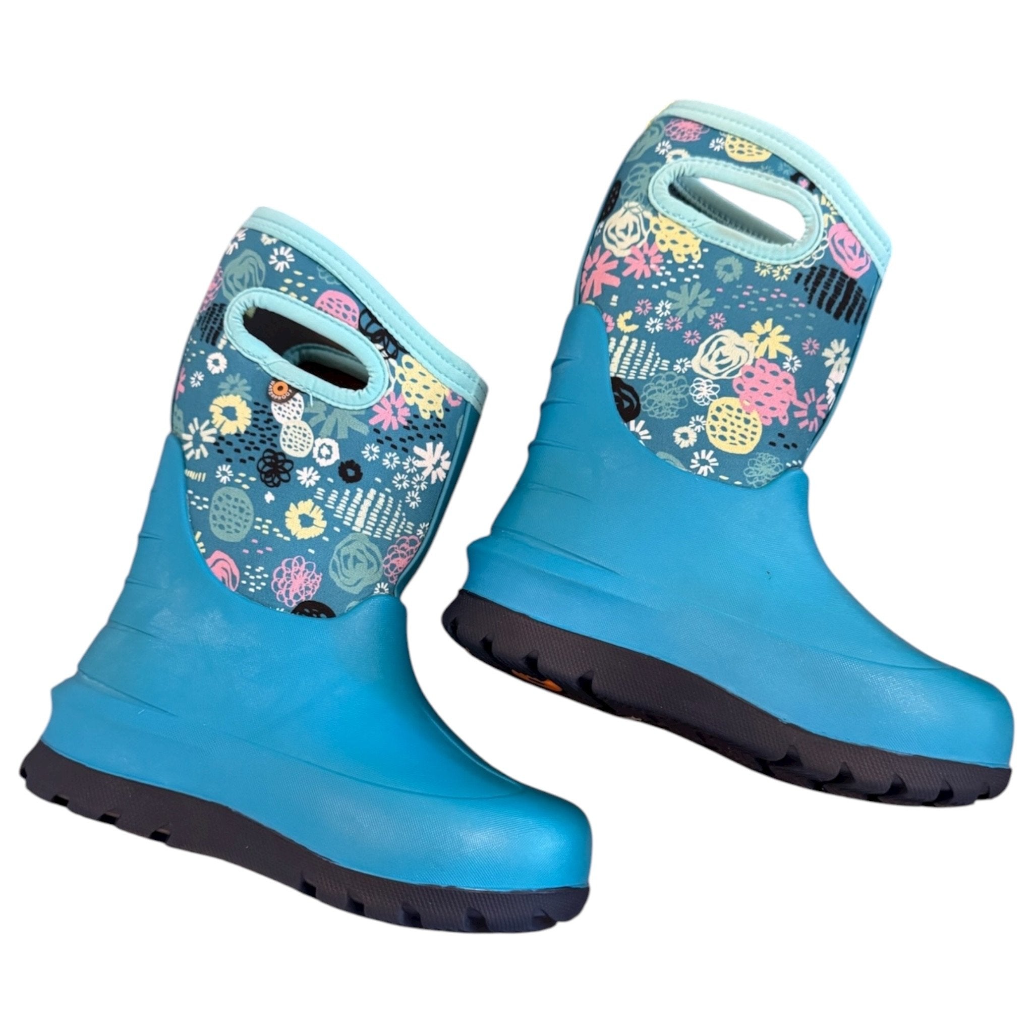 Size 1 girls Bogs Waterproof Insulated blue floral boots Default Title / 1 / Girl