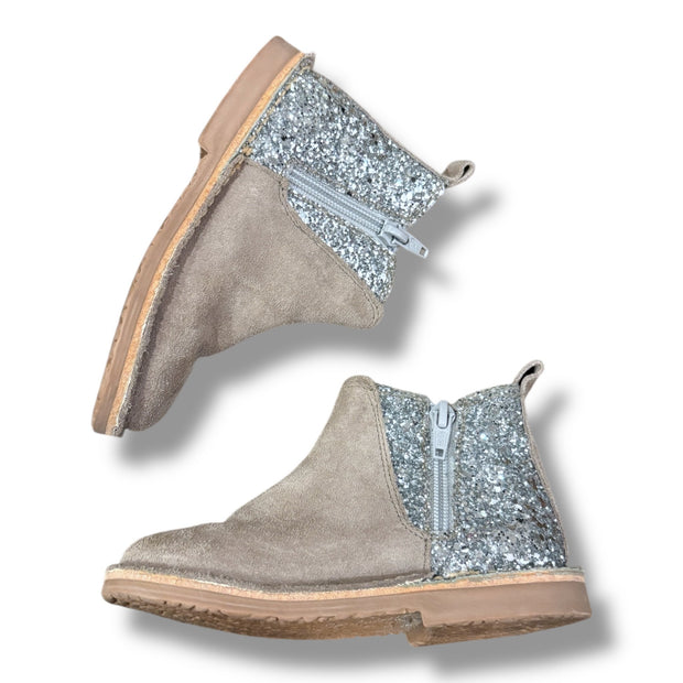 Size 9.5 toddler (26) childrenschic tan boots with glitter, zip up Default Title / 9.5 / -