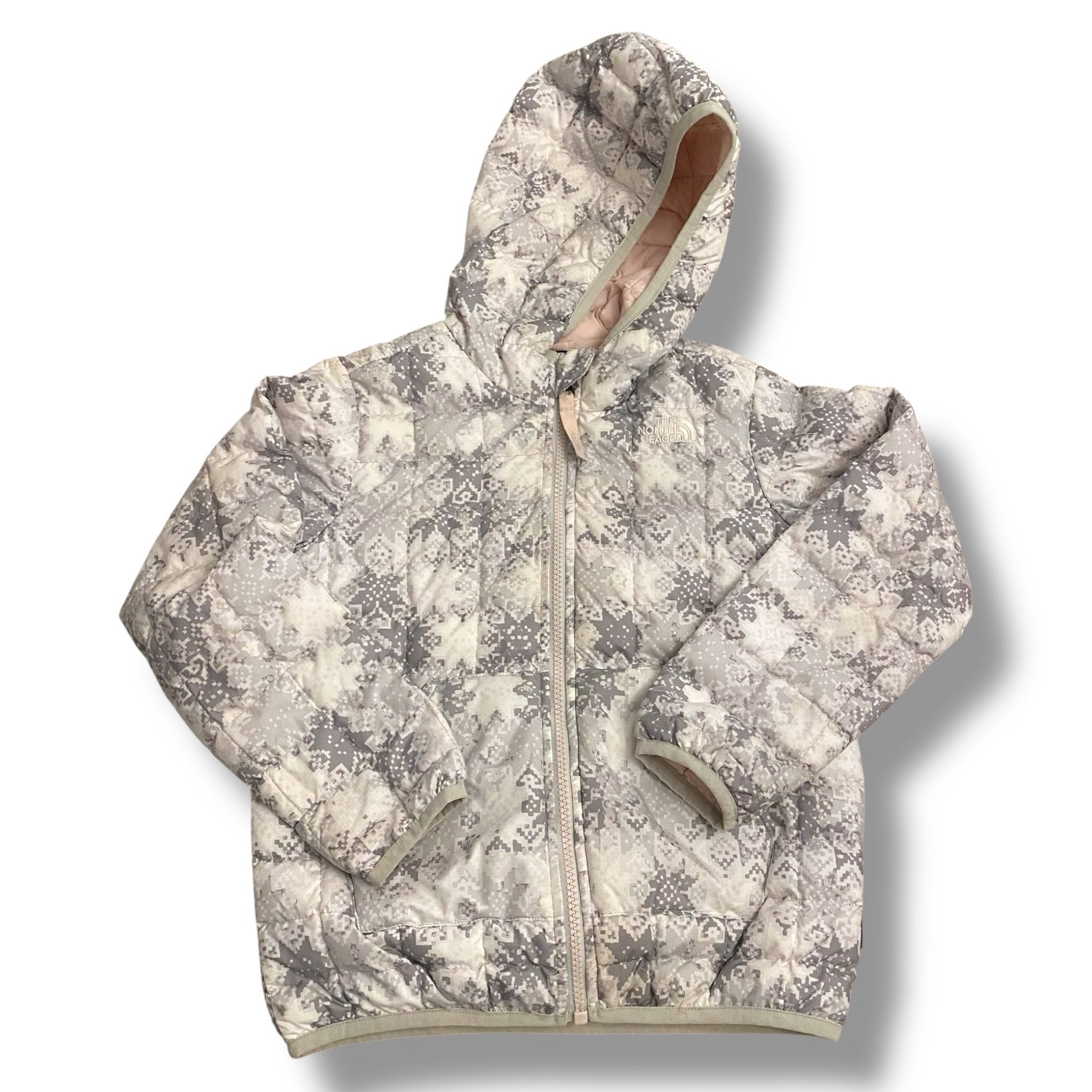 Size 6 Patagonia gray and white camo thermoball jacket with light pink liner - name on tag Default Title / 6 / Girl