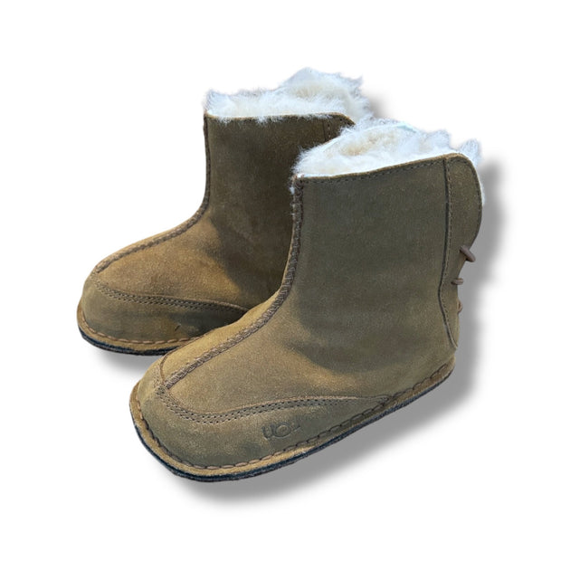 Size Infant L (US 7) brown Ugg boots (New in Box) Default Title / Infant / -